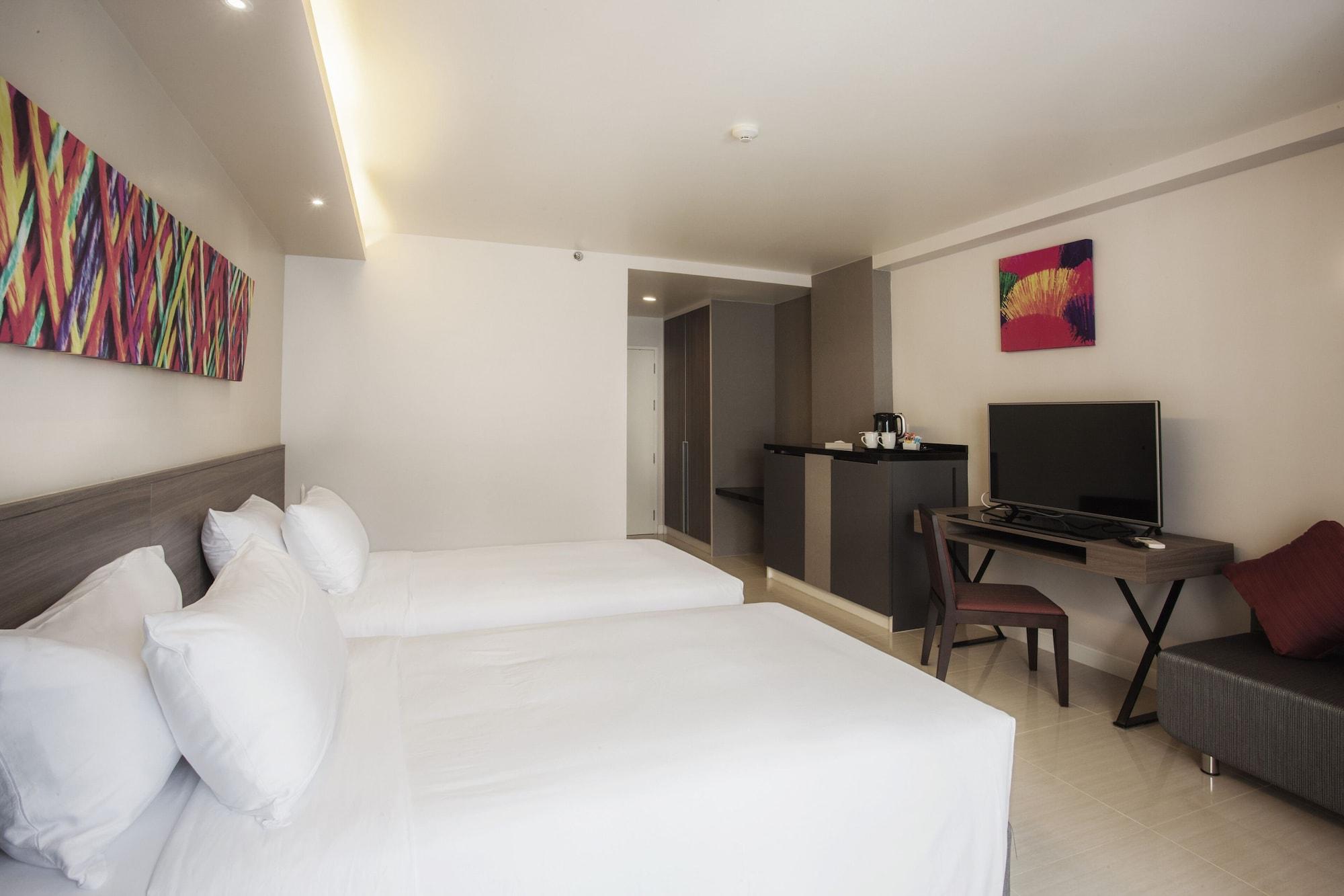 Praso@Ratchada12 Hotel Банкок Екстериор снимка